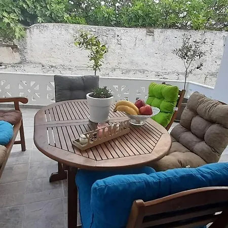 Beautiful House In The Capital Of Apartment Parikia (Paros)