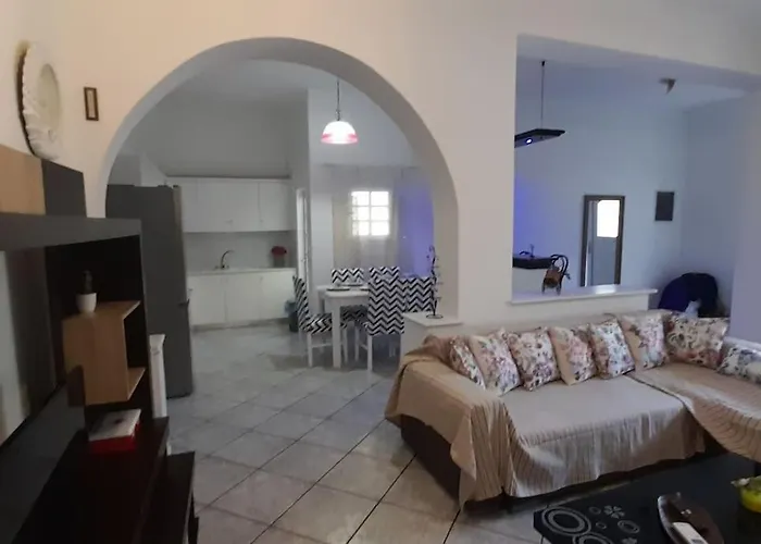 Beautiful House In The Capital Of Páros